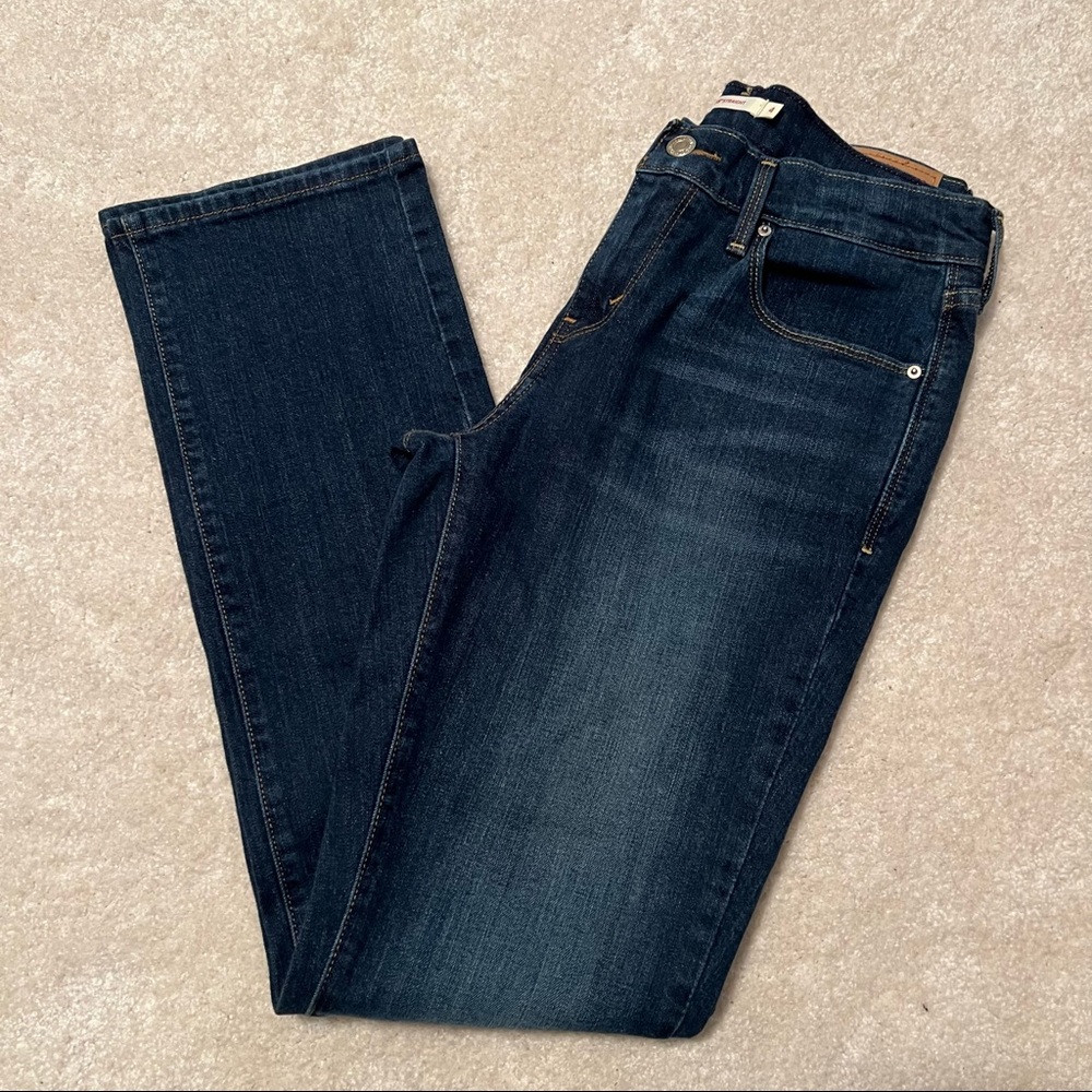 Levi 505 Straight NWOT